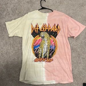 DEF LEPPARD HIGH N DRY 90’S GRAPHIC PINK DYE T-SHIRT SIZE LARGE